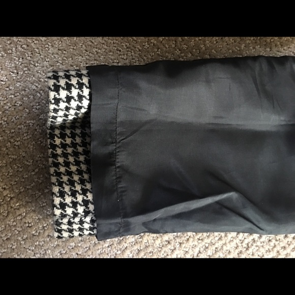 J. Crew houndstooth wool cropped pants. Size 10 - Picture 5 of 7